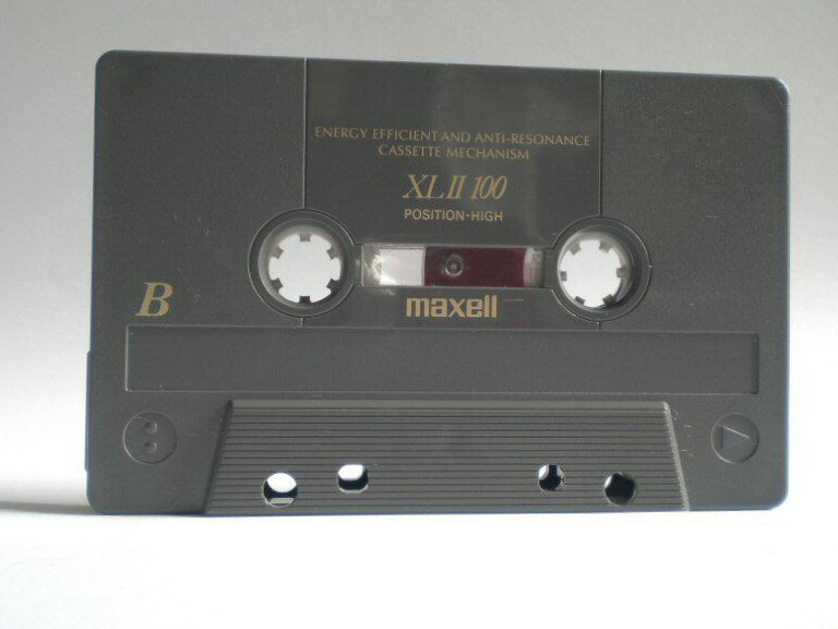 maxell XLII